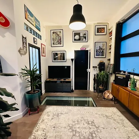 Perfect To Discover In Peace With Apartman Párizs